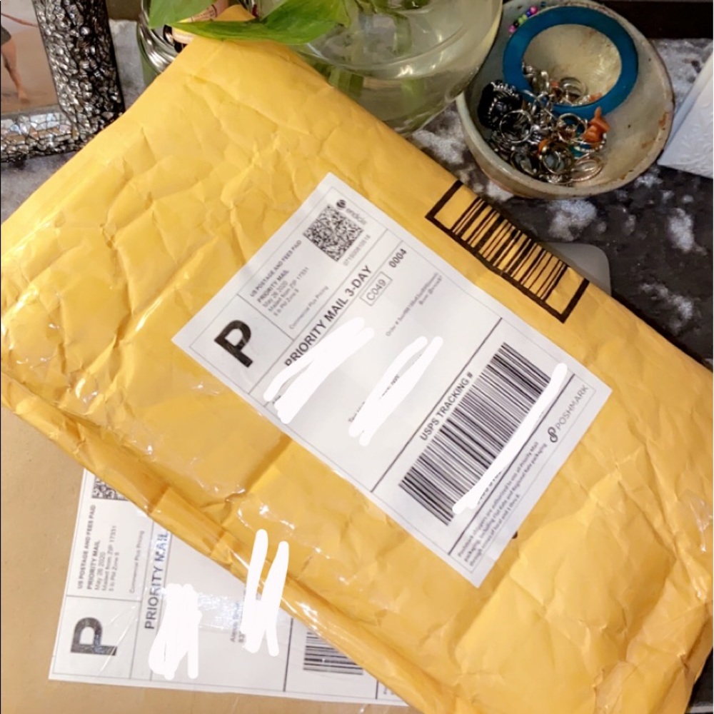Yay shipping!!